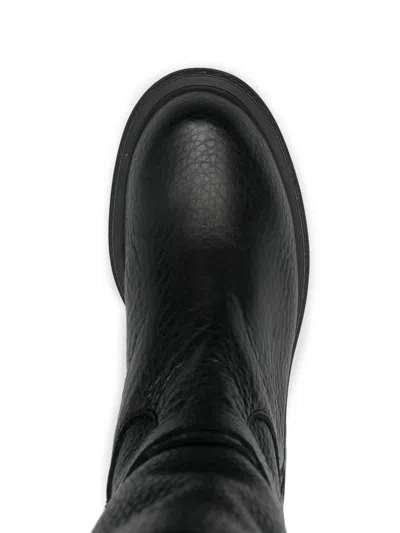 Gisel Moire Norvegia Low Heels Ankle Boots In Black