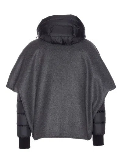 Moorer Hooded Down Jacket Featuring Quilted Sleeves In Gray