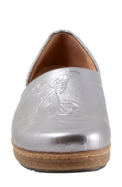 Softwalk ® Addie Half D'orsay Platform Clog In Silver