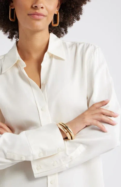 Open Edit Watery Rectangular Hoop Earrings In Gold