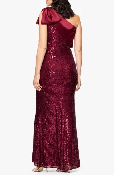 Betsy & Adam Sequin Bow One-shoulder Column Gown In Burgundy