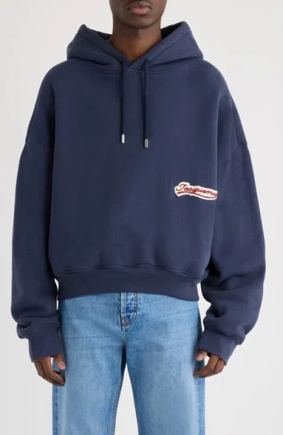 Jacquemus Le Hoode Gio Logo Patch Hoodie In Blue