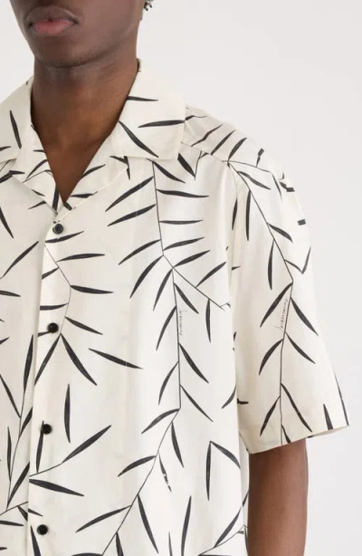Jacquemus Leaf-print Short-sleeved Shirt In White