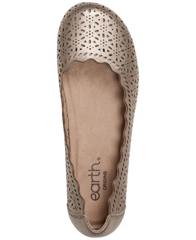 Earth Women's Bria Casual Flat In Black