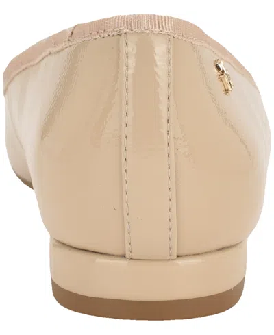 Tommy Hilfiger Kimio Pointed Toe Flat In Neutral