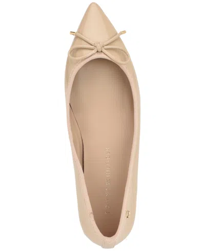 Tommy Hilfiger Kimio Pointed Toe Flat In Neutral