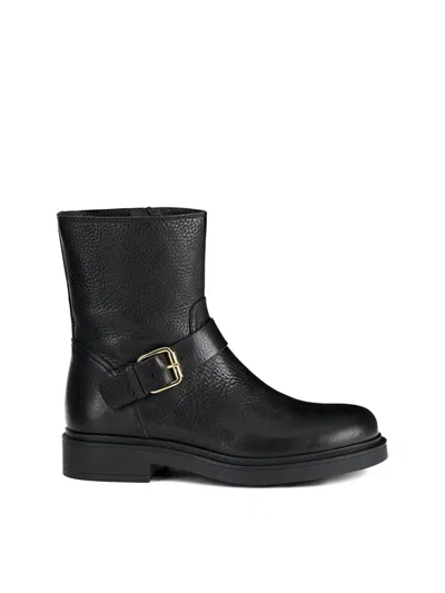 Agl Attilio Giusti Leombruni Loren Boots In Black