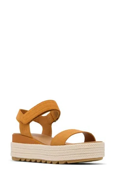 Sorel Cameron Flatform Sandal In Gold