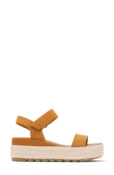 Sorel Cameron Flatform Sandal In Gold