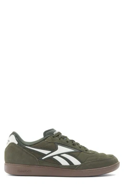Reebok Finale Low Top Sneaker In Green