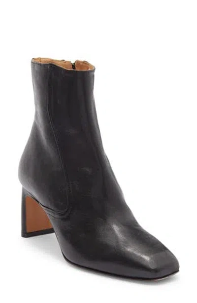 Labucq Jules Square Toe Bootie In Black
