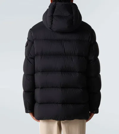 Moncler Puffer Jacket With Detachable Hood In Black
