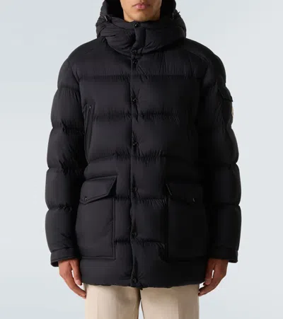 Moncler Puffer Jacket With Detachable Hood In Black