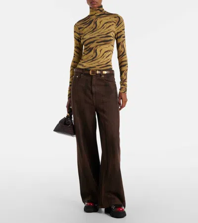 虎纹印花针织上衣