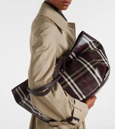 Burberry Womens Mahogany Medium Highlands Cotton-blend Tote Bag In Multi