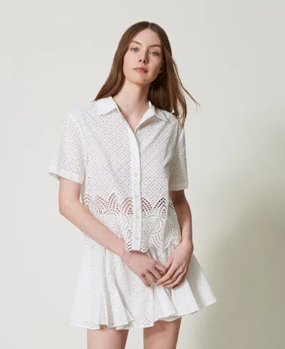 Twinset Chemise En Broderie Anglaise Et Crochet In White