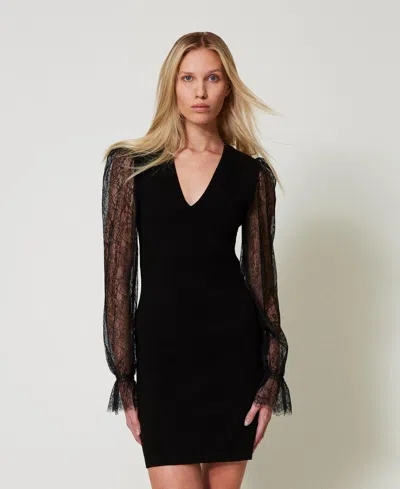 Twinset Robe Courte En Maille Avec Dentelle In Black
