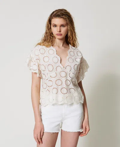 Twinset Blouse Avec Broderie Anglaise Et Mancherons In White