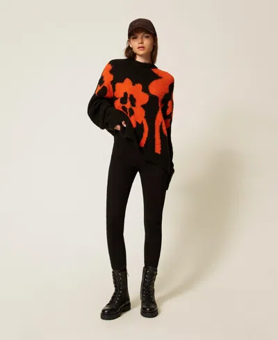 Twinset Pantalon Skinny Avec Détails En Satin In Multi