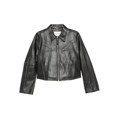 Low Classic Zip-front Cropped Leather Jacket In Black