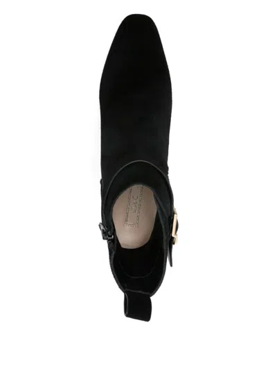 Liu •jo Sophisticated Black Ankle Boots With Pointed Toe In Black