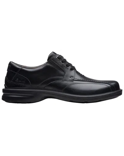 Clarks Gessler Cap In Black Leather In Black