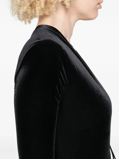 丝绒连体紧身衣