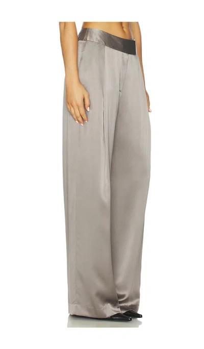 The Sei É˜”è„šé•¿è£¤ Â€“ É'¢è‰². Å°ºç � 2 (also Â€“ 0, 4, 6, 8). In Gray