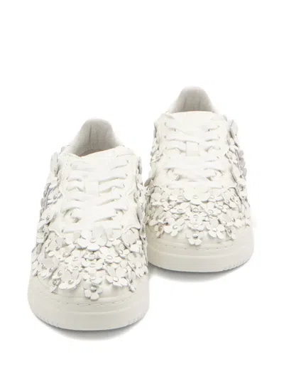 Autry "medalist Low Blooming" Sneaker In White