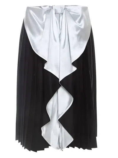 Pre-owned Givenchy Pleated Skirt In Black