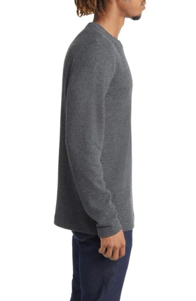 Travismathew Cloud Waffle Crewneck Tee In Gray