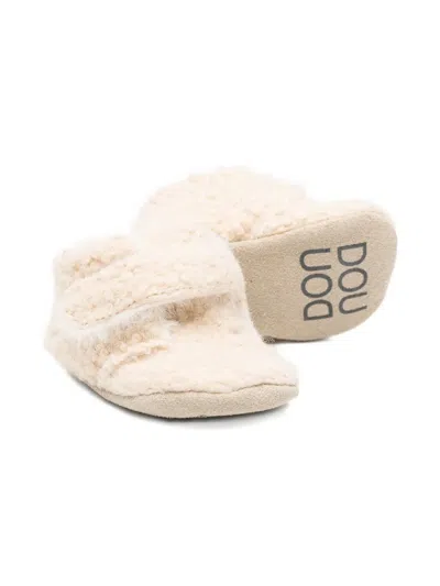 Douuod Wool Teddy-texture Pre-walkers In Neutral