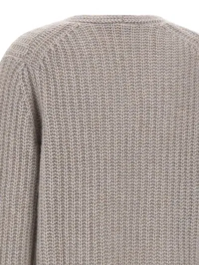 TEXTURED V-NECK JUMPER