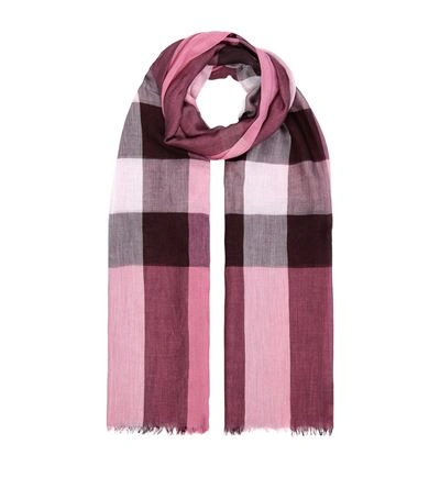 Burberry Giant Check Scarf In Pink