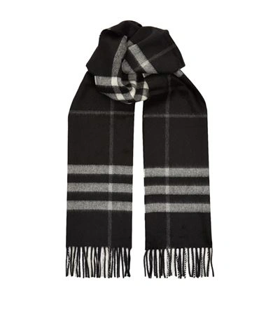 Burberry Giant Icon Check Scarf In Black