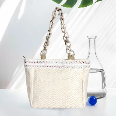 Fashnzfab Zigzag Chevron Patterned Celluloid Acetate Handle Straw Tote Bag In Sand