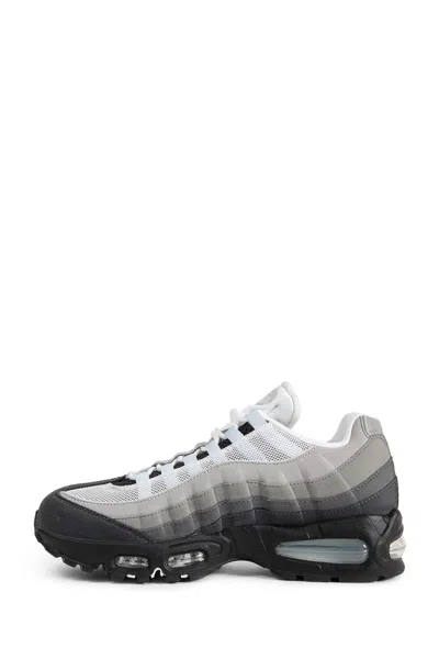 Nike Air Max 95 Essential Sneaker In Gray