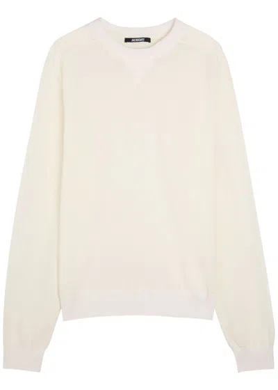 Jacquemus Le Sweater Brode Logo-embroidered Fine-knit Jumper In White