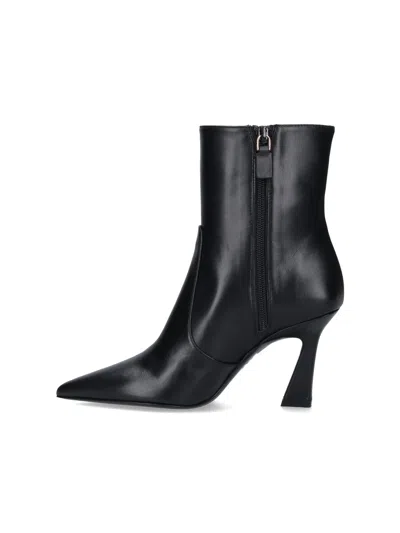 Stuart Weitzman Vinnie Ankle Boots In Black