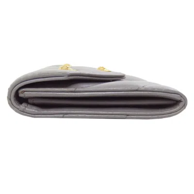 Pre-owned Chanel Gray Leather Coin Purse/coin Case ()