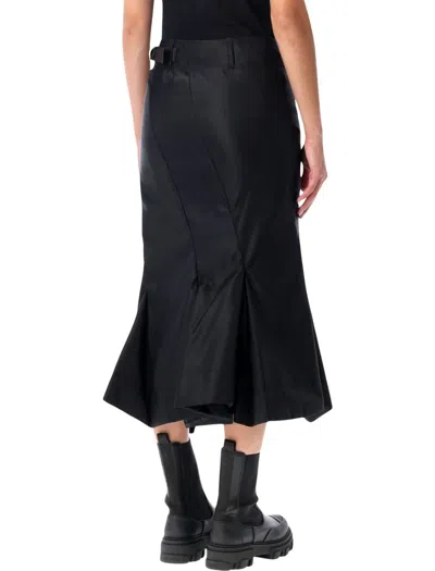 Sacai Nylon Twill Midi Skirt With Diagonal Zip In Black