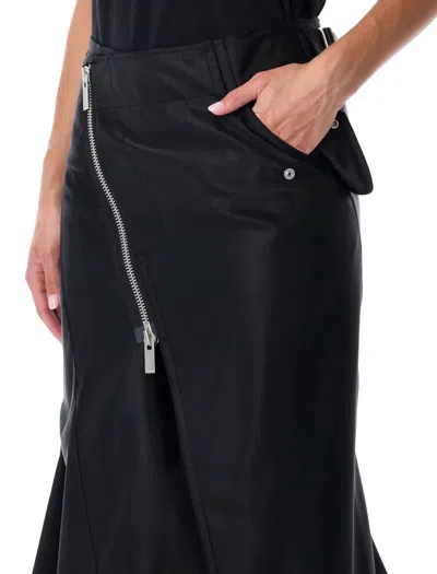 Sacai Nylon Twill Midi Skirt With Diagonal Zip In Black