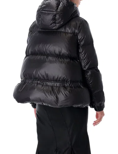 Sacai Black Hooded Short Padded Puffer Jacket In Black