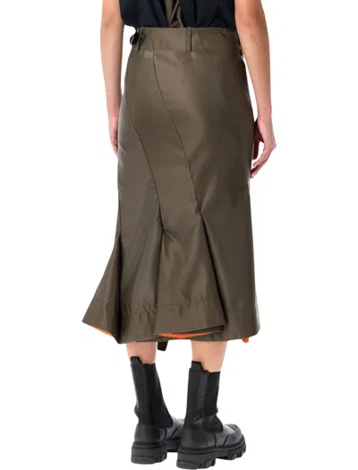 Sacai Nylon Twill Midi Skirt With Diagonal Zip In Green
