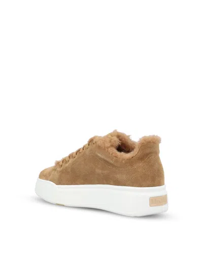 Max Mara Round-toe Low-top Casual Shoes In Brown