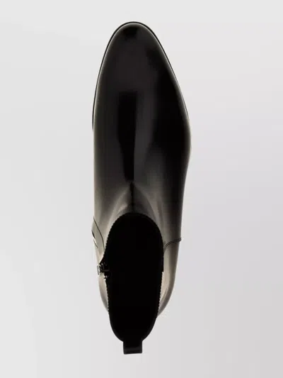 Mc Queen Ankle Boots With Pointed Toe And Pull Tab In Black