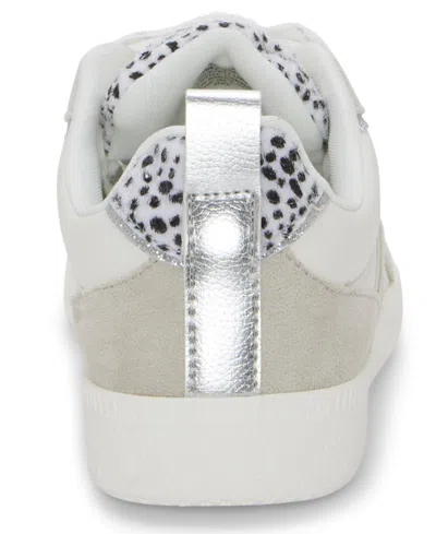 Jessica Simpson Women's Robyna Round Toe Sneakers In Gray