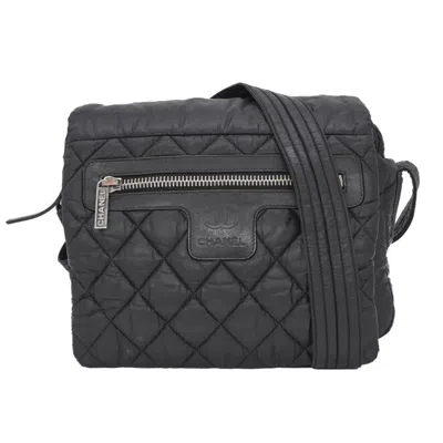 Pre-owned Chanel Nylon Shoulder Bag () In Black