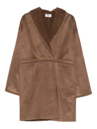 Betta Corradi Double-breasted Fleece-lined Coat In Brown