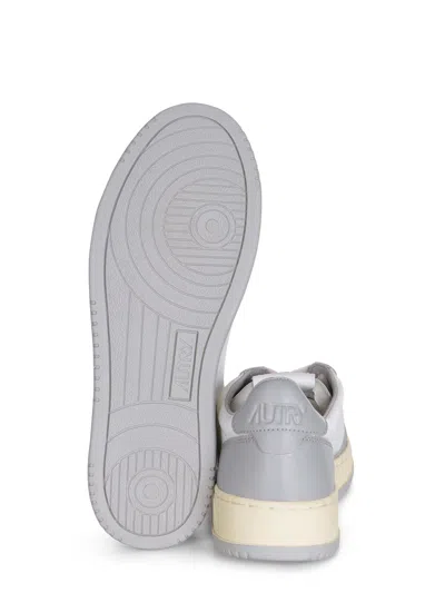 Autry Medalist White And Grey Low Top Sneakers With Logo Detail In Leather Man In Gray